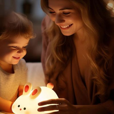 veilleuse-bébé-lapin-en-silicone-lumière-douce-et-rechargeable-le-cadeau-parfait-pour-les-petits-et-les-grands