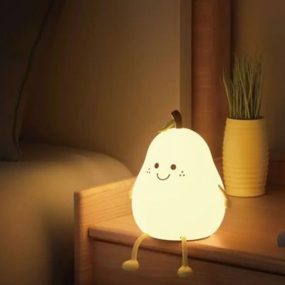 veilleuse-bébé-poire-lumière-led-apaisante-l'-apaisante-des-nuits-de-votre-bébé