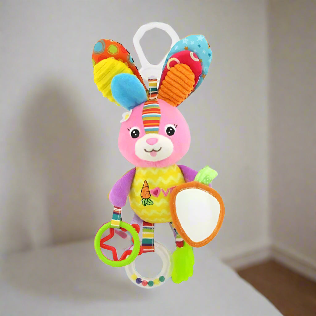 hochet-bébé-peluche-lapin
