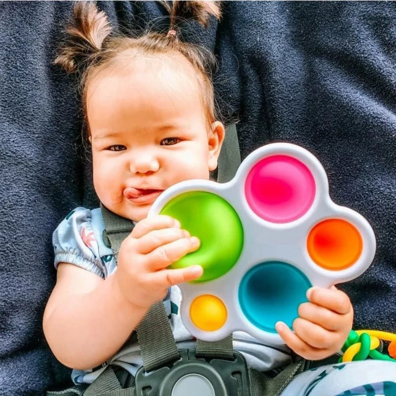 jouet-bebe-puzzle-board™-blanc-pour-le-bonheur-de-votre-bébé