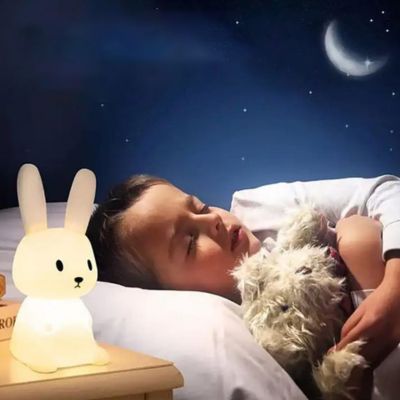 veilleuse-bébé-lapin-tactile-et-changeante-le-cadeau-idéal-pour-des-nuits-paisibles
