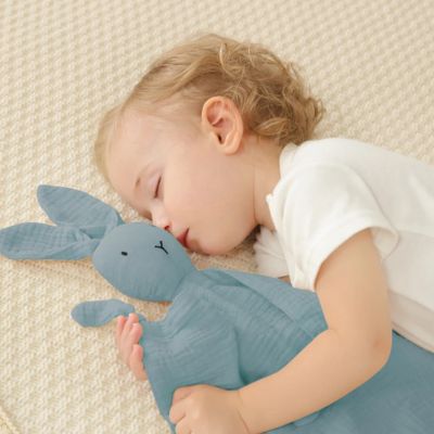 doudou-bebe-lapin-tendre-et-moelleux-bleu-pour-un-meilleur-confort-de-bébé