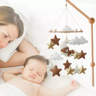 Mobile bébé musical — stimulation visuelle et auditive nourrisson